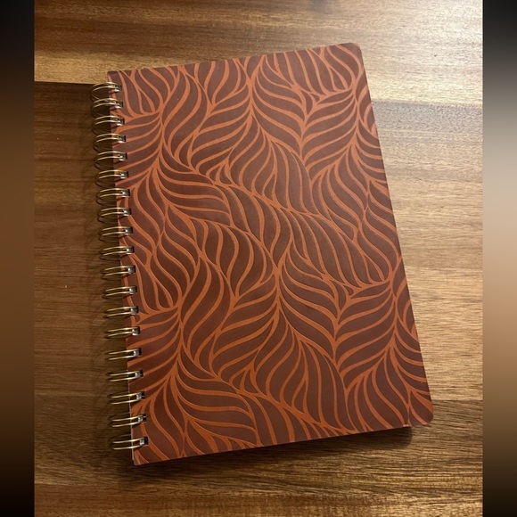 c.r. gibson | Office | Back To School Leaf Embossed Desk Journal By Cr ...